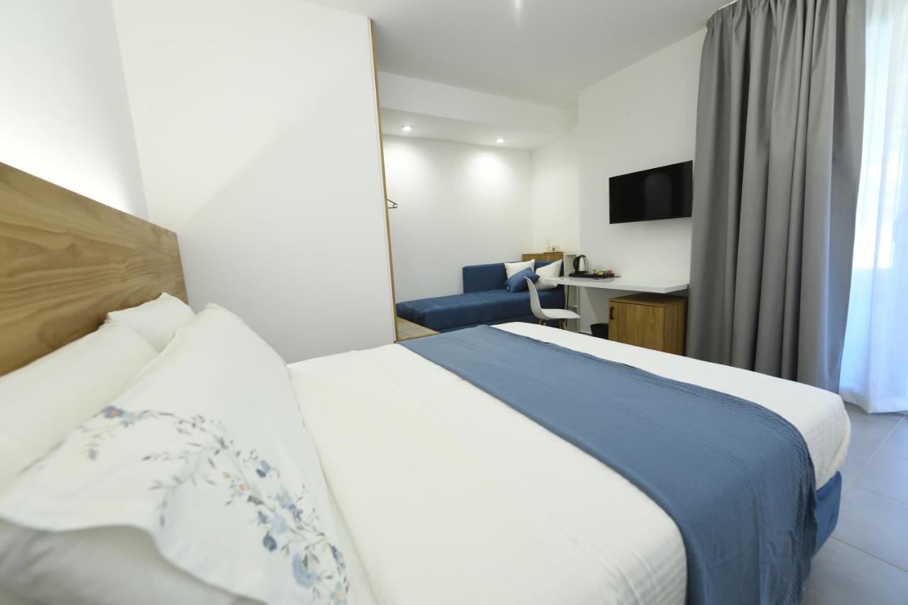 Blu In Blu Comfort Rooms Terrasini Exterior photo